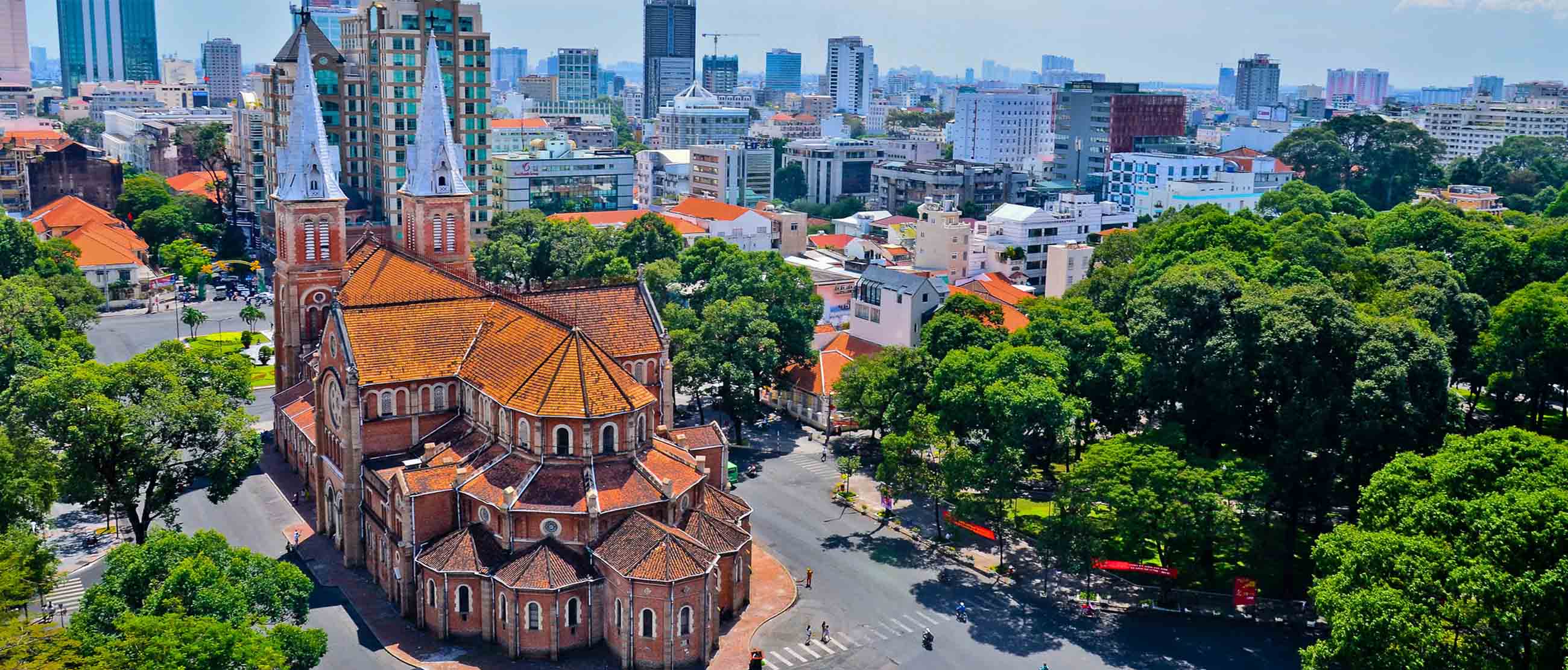 Hồ Chí Minh - Đức Thiên Limousine